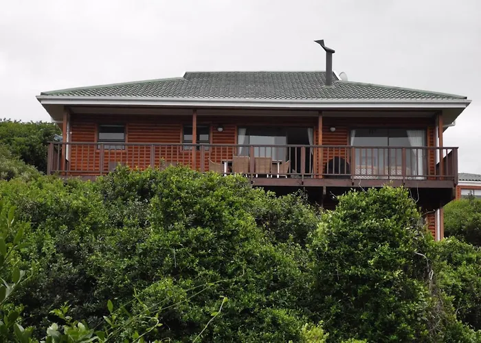Beach House Merak